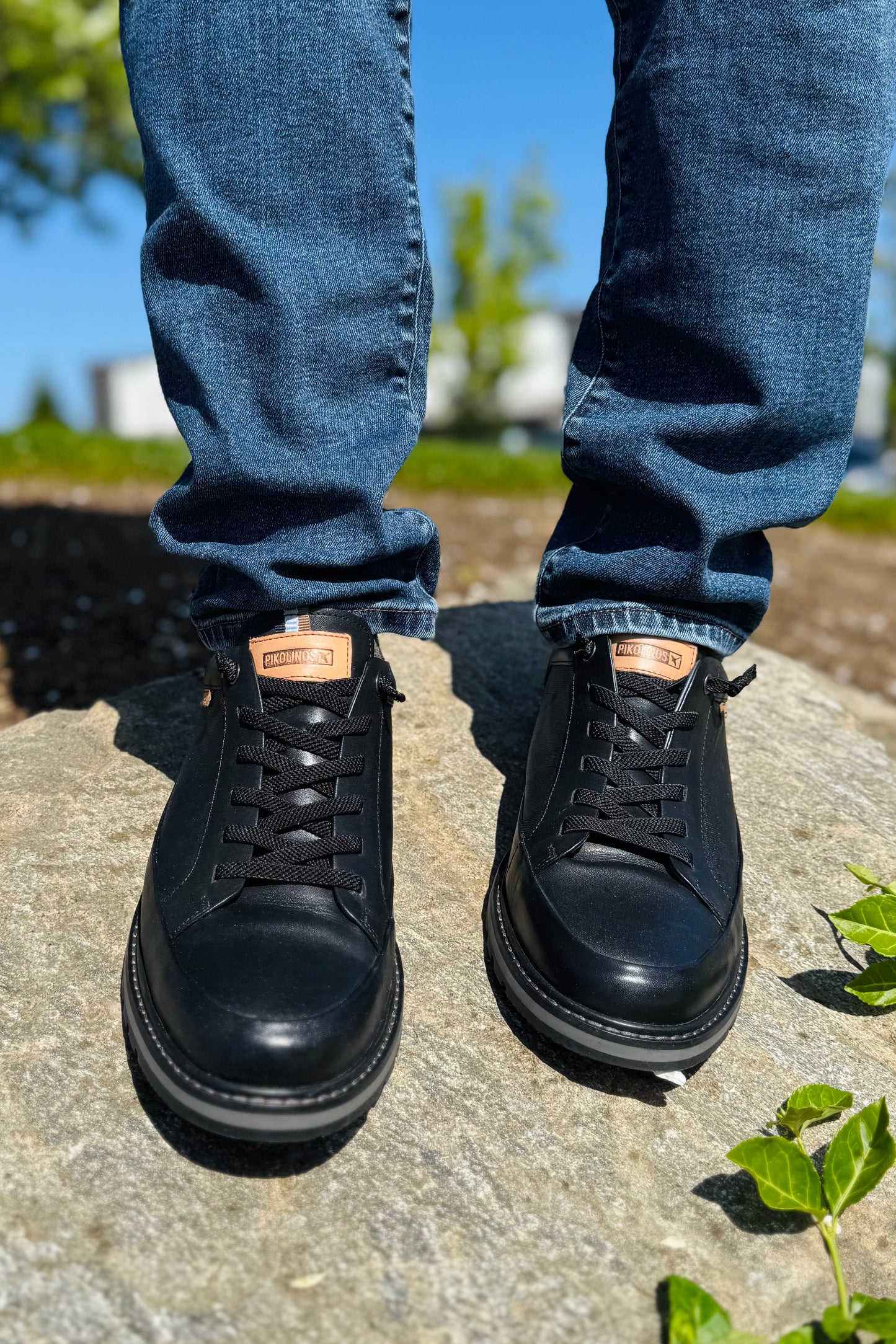 Berna Shoe