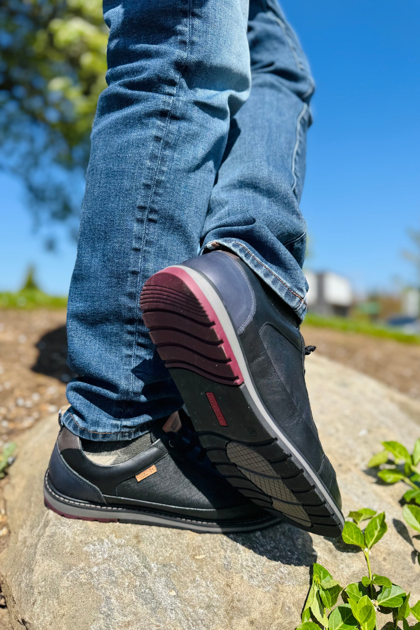 Berna Shoe