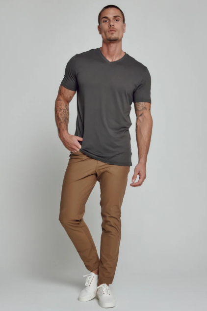 Core V-Neck Graphite