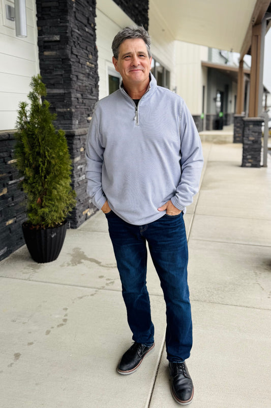 true grit.Dawn to Dusk 1/4 Zip Pullover. blue