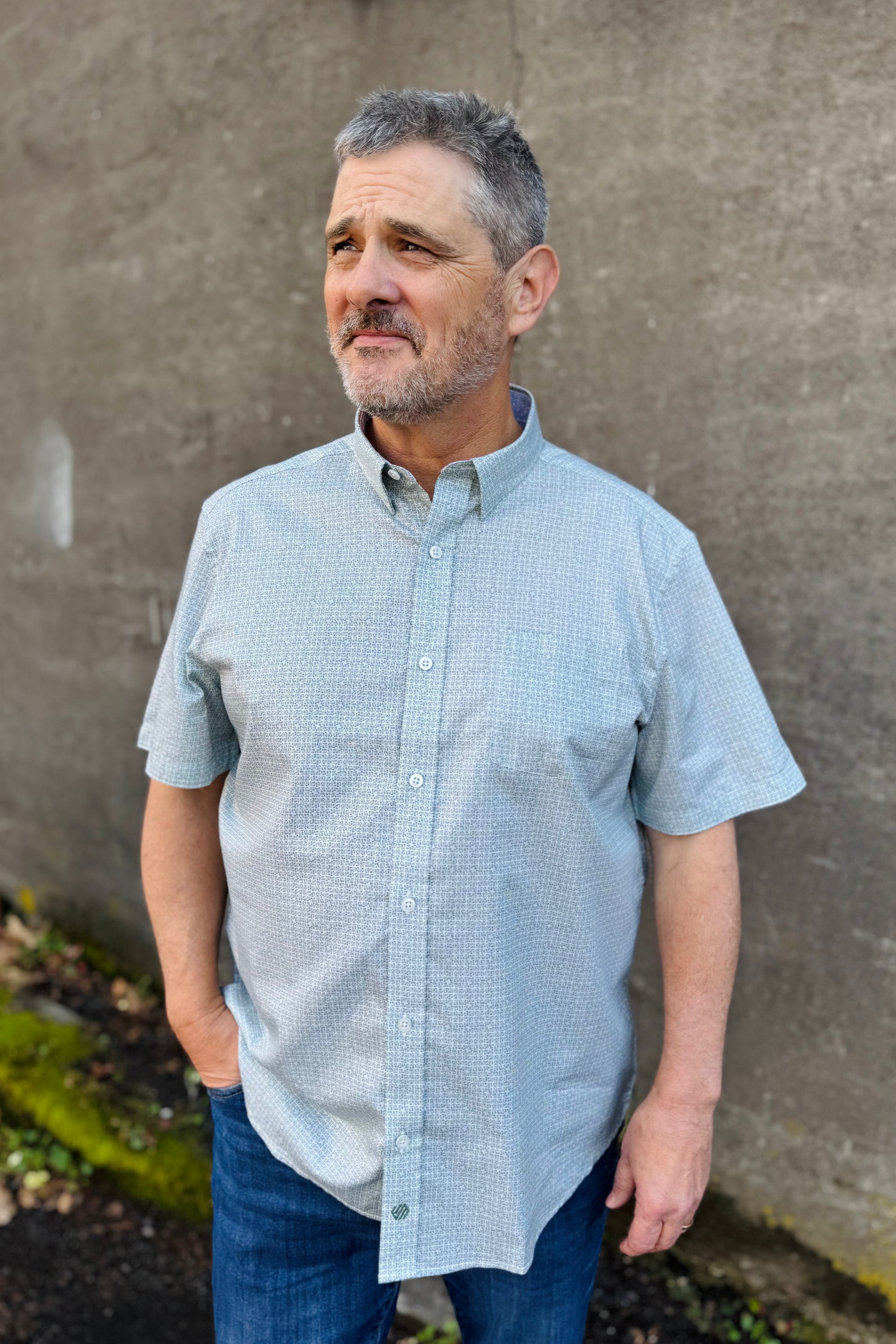 This shirt is easy to wear and looks great almost anywhere. The relaxed fit and soft cotton-viscose blend make it super comfortable. The contrast print on the collar, placket, and cuffs adds a subtle pop. This is available in Camas, Wa & Ridgefield, WA.