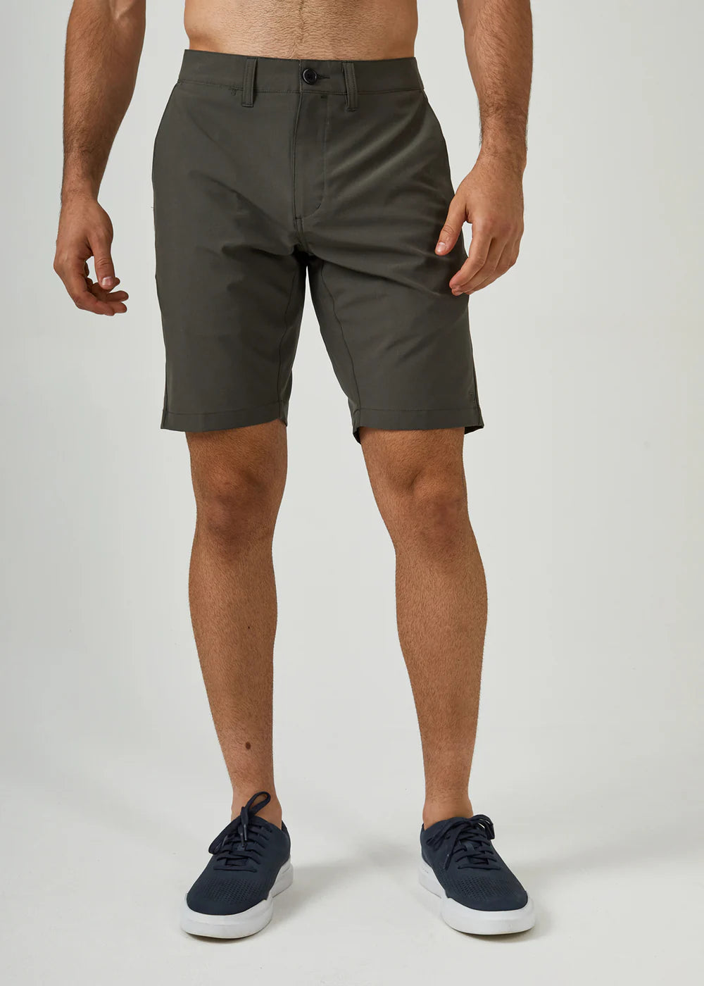 This hybrid short in olive is the perfect everyday short.