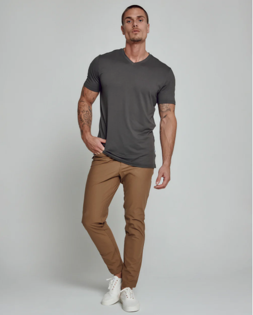 Core V-Neck Graphite