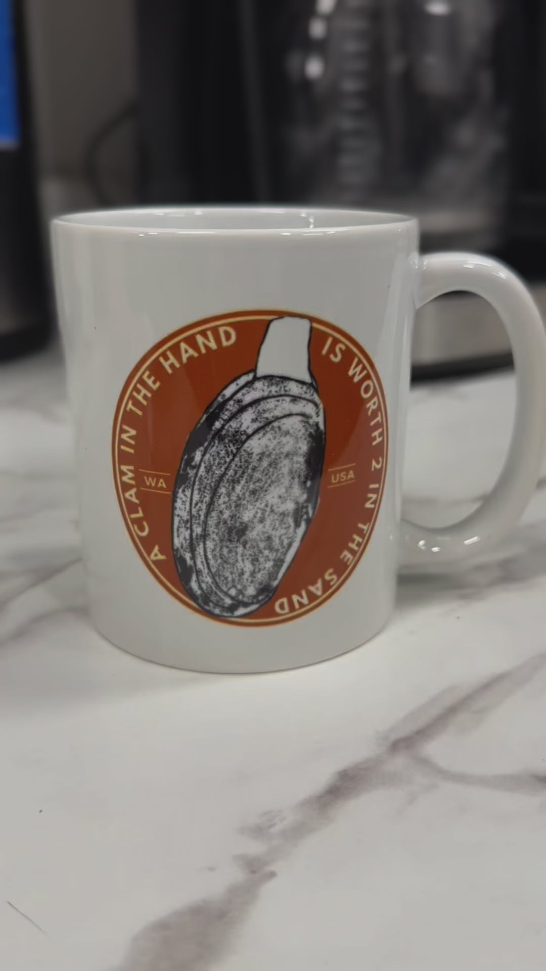 BMO Fish Art Razor Clam Mug