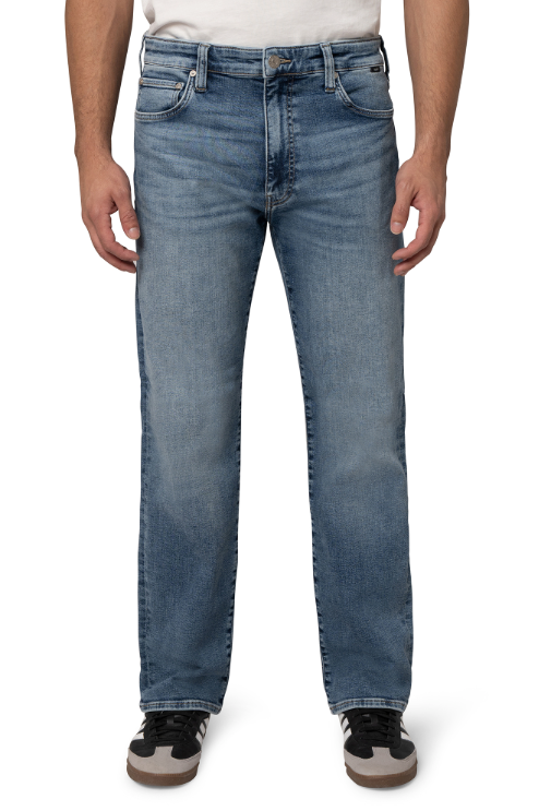 Mavi Zach-Mid Used in Mid Used Classic Vintage, comfortable, versatile denim that dresses up for dinner or down for weekends and everyday wear